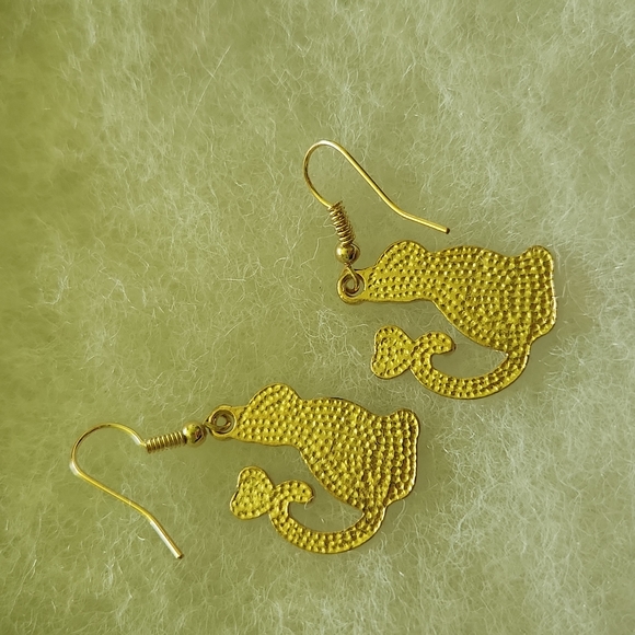 Cat heart earring cat 😻 - Picture 2 of 3